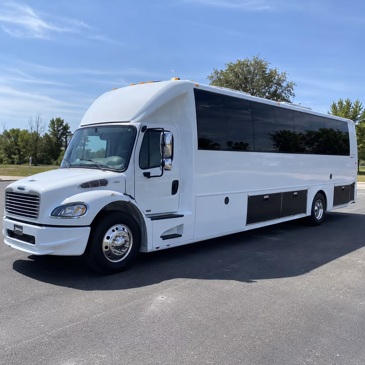 richmond 40 passenger party bus