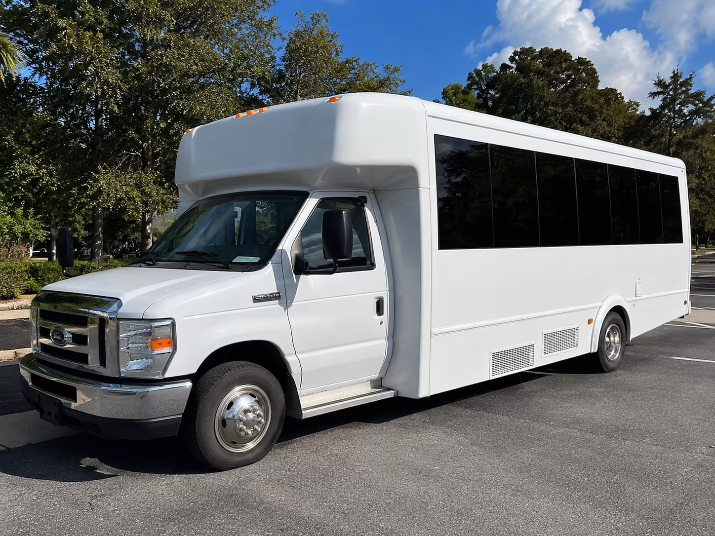 richmond new years eve party bus rental
